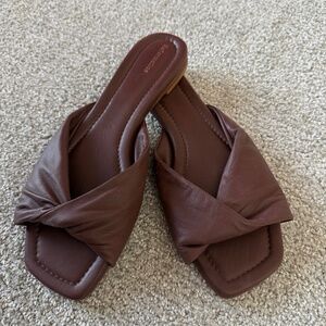 Reformation Mikki Twist Flat Sandal